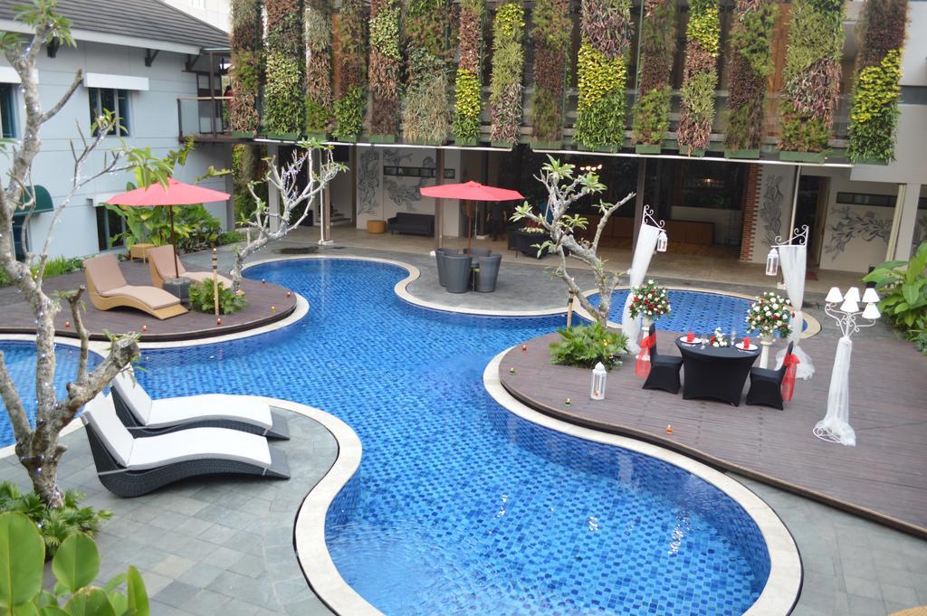 Patra Bandung Hotel Eksteriør bilde