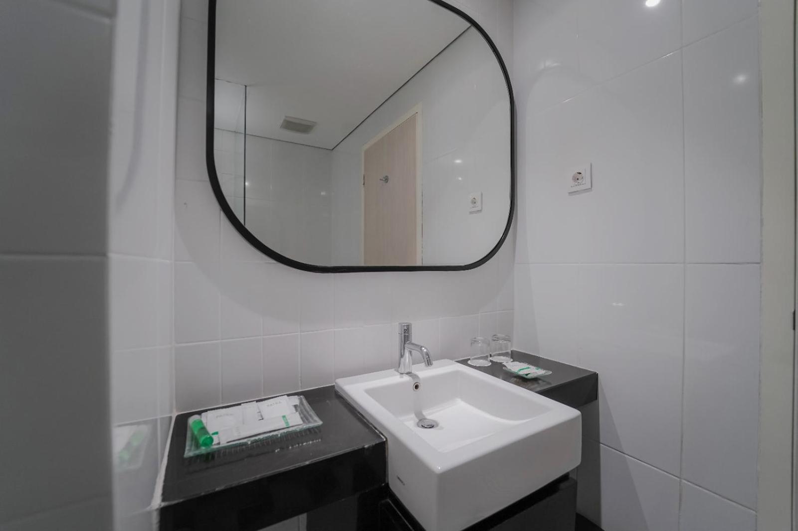 Patra Bandung Hotel Eksteriør bilde