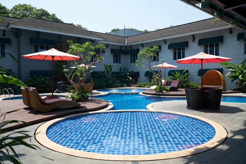 Patra Bandung Hotel Eksteriør bilde